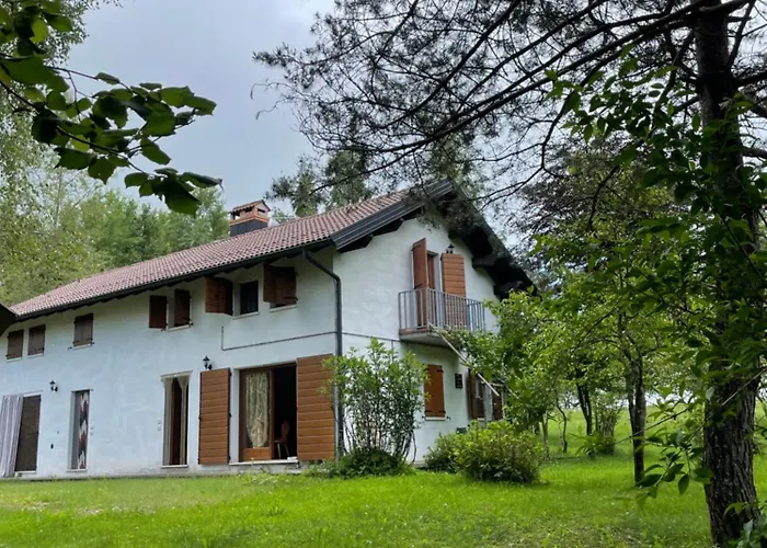 Gino's House Domek alpejski *