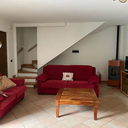 Gino's House בקתה
